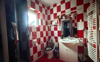 Casa cu 5 camere, 213mp, Zona Santana de Mures - Poză 12