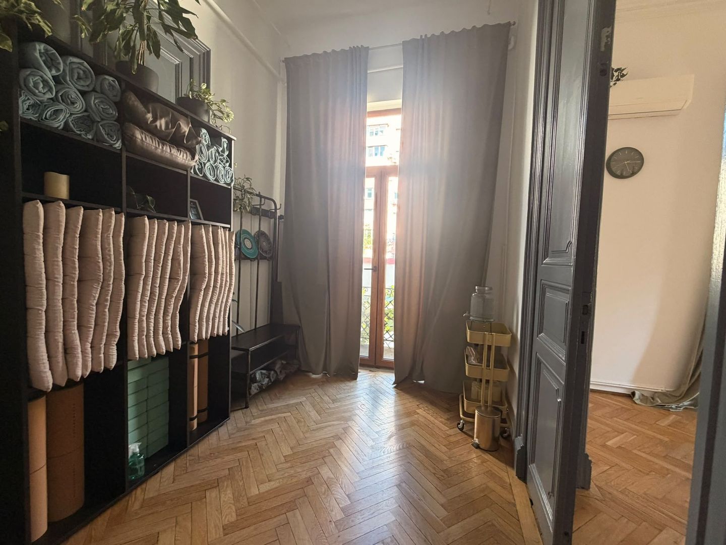 Apartament 5 camere  in vila - Zona Armeneasca - Poză 13