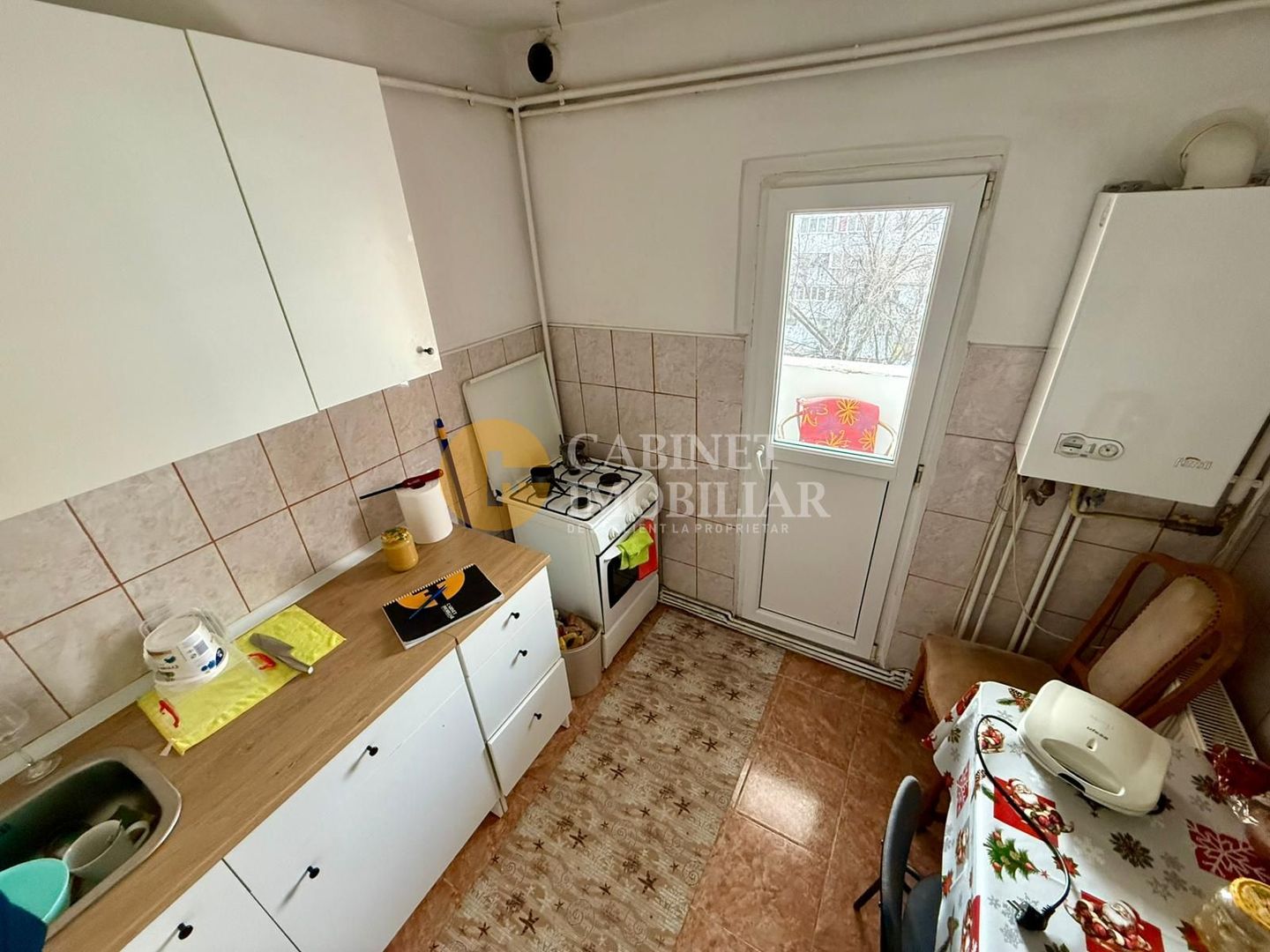 3 CAMERE DECOMANDAT---PACURARI-PETRU PONI--MOBILAT SI UTILAT - Poză 6