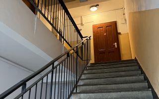 Apartament 4 camere decomandate 4 balcoane etaj 1 Str. Bâlea/Sibiu - Poză 13