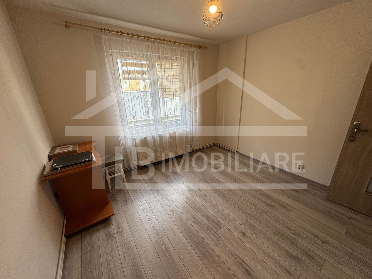 Apartament cu 3 camere, 65mp, Zona Diamant - Poză 6