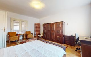 Apartament in casa si garaj in zona spitalul militar-Brasov - Poză 6