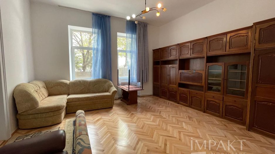 Casă pentru închiriere, 4 camere, zonă Gruia - Poză 2