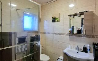 Casa P+1E, cu 5 camere, Strejnicu - Poză 19