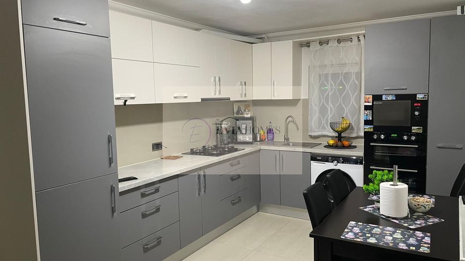 3 camere/2 băi/Parcare/La 5 minute de Iulius Mall - Poză 1