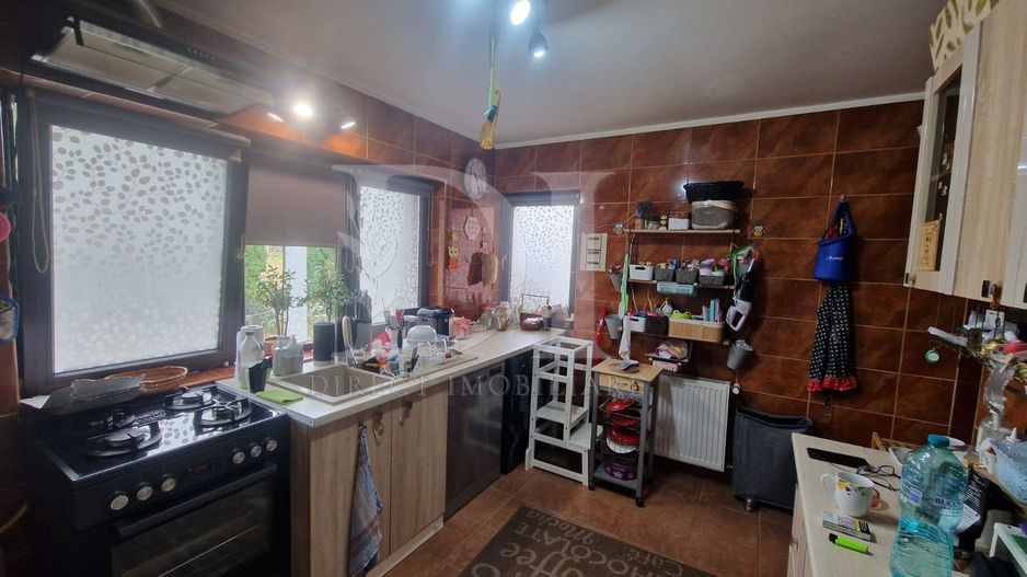 Casa la cheie / Zona Iazului, Floresti. - Poză 13