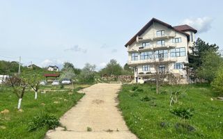 Vând pensiune/clădire și teren - Poză 1