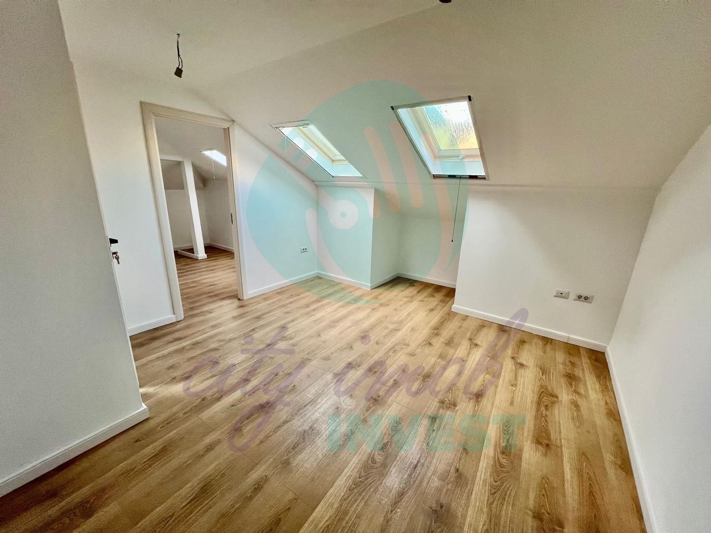 Vila 6 camere – Ultracentral | Unirii – Ideala Birou Showroom Cabinet - Poză 8