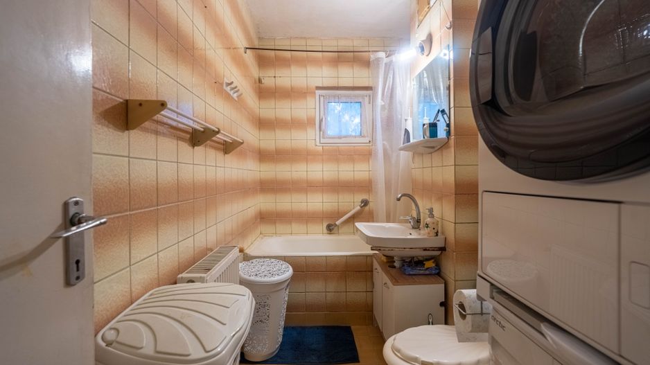 Apartament spațios cu 4 camere – Zona Boul Roșu 0% COMISION - Poză 11