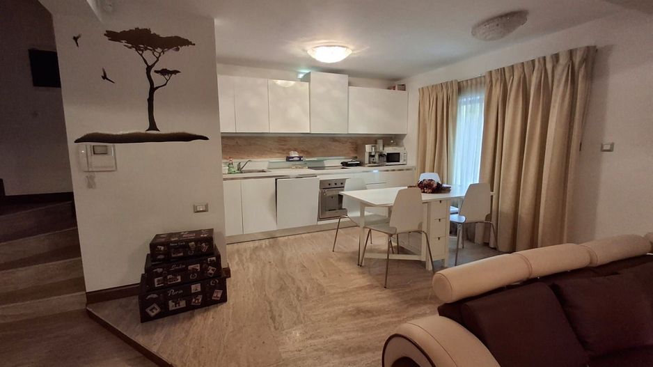 Casa individuala de vanzare, 4 camere, Sibiu, Calea Poplacii - Poză 2