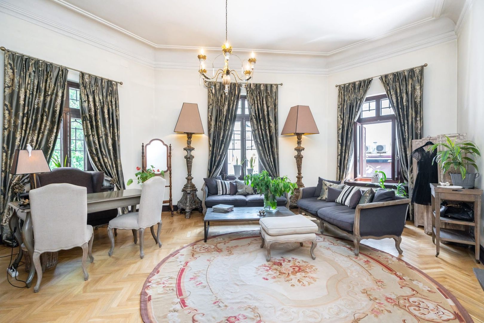 Ateneul Român | Apartament reprezentativ în vilă istorică - Poză 1