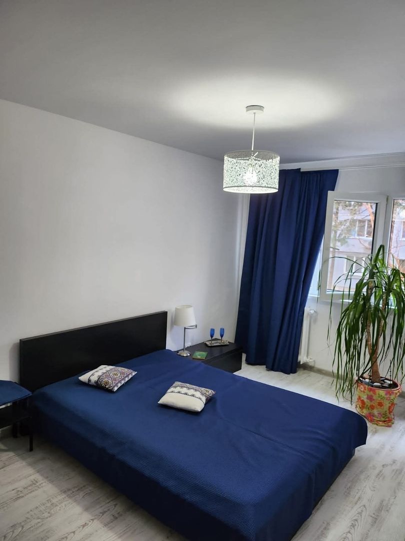 Apartament cu trei camere, Brancoveanu, 120.000€ negociabil - Poză 11