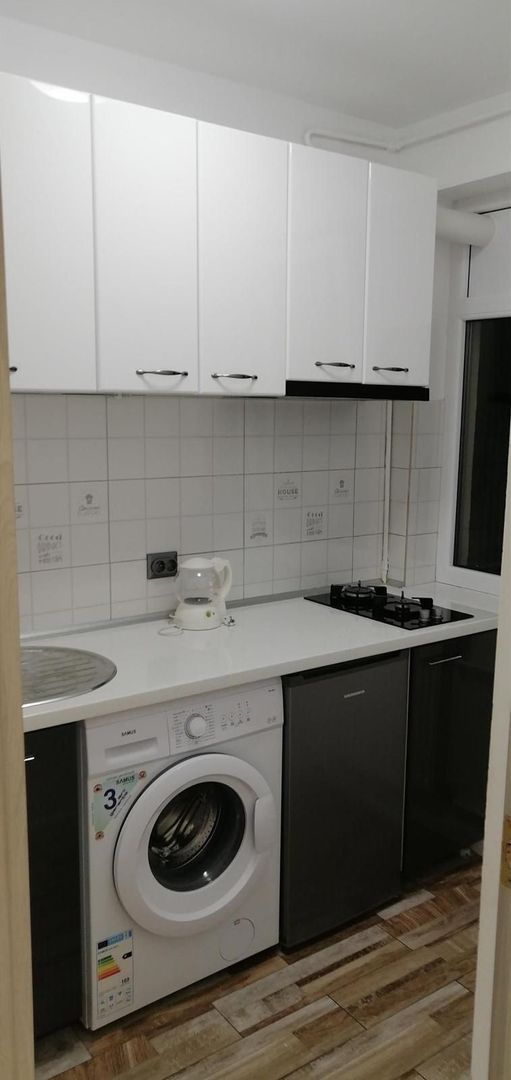 GARS. APARATORII PATRIEI, BUCATARIE INCHISA, BOILER, METROU 11 MINUTE - Poză 4