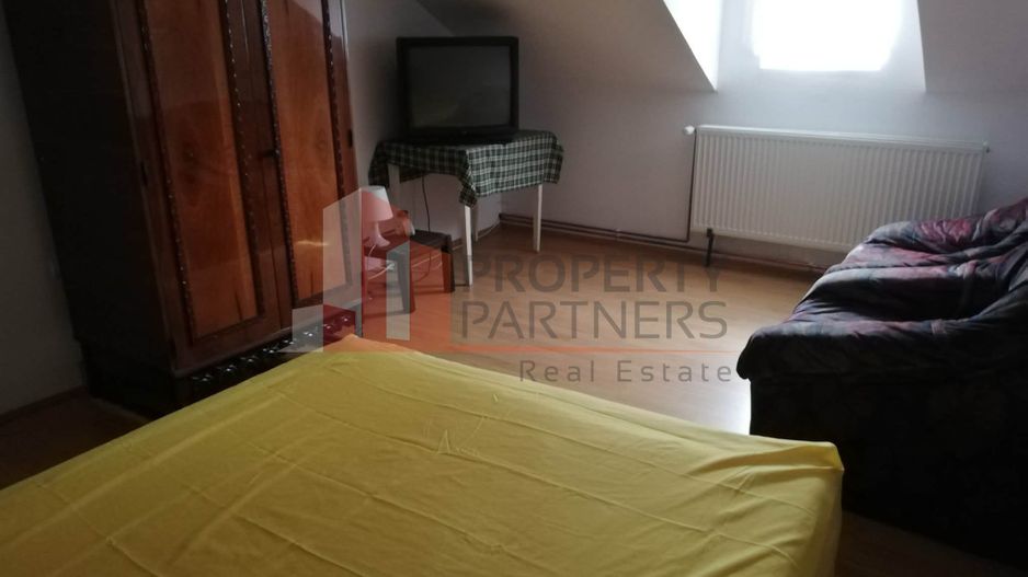Pensiune lângă Castelul Bran | 9 camere | Pregătită pentru activitate - Poză 9