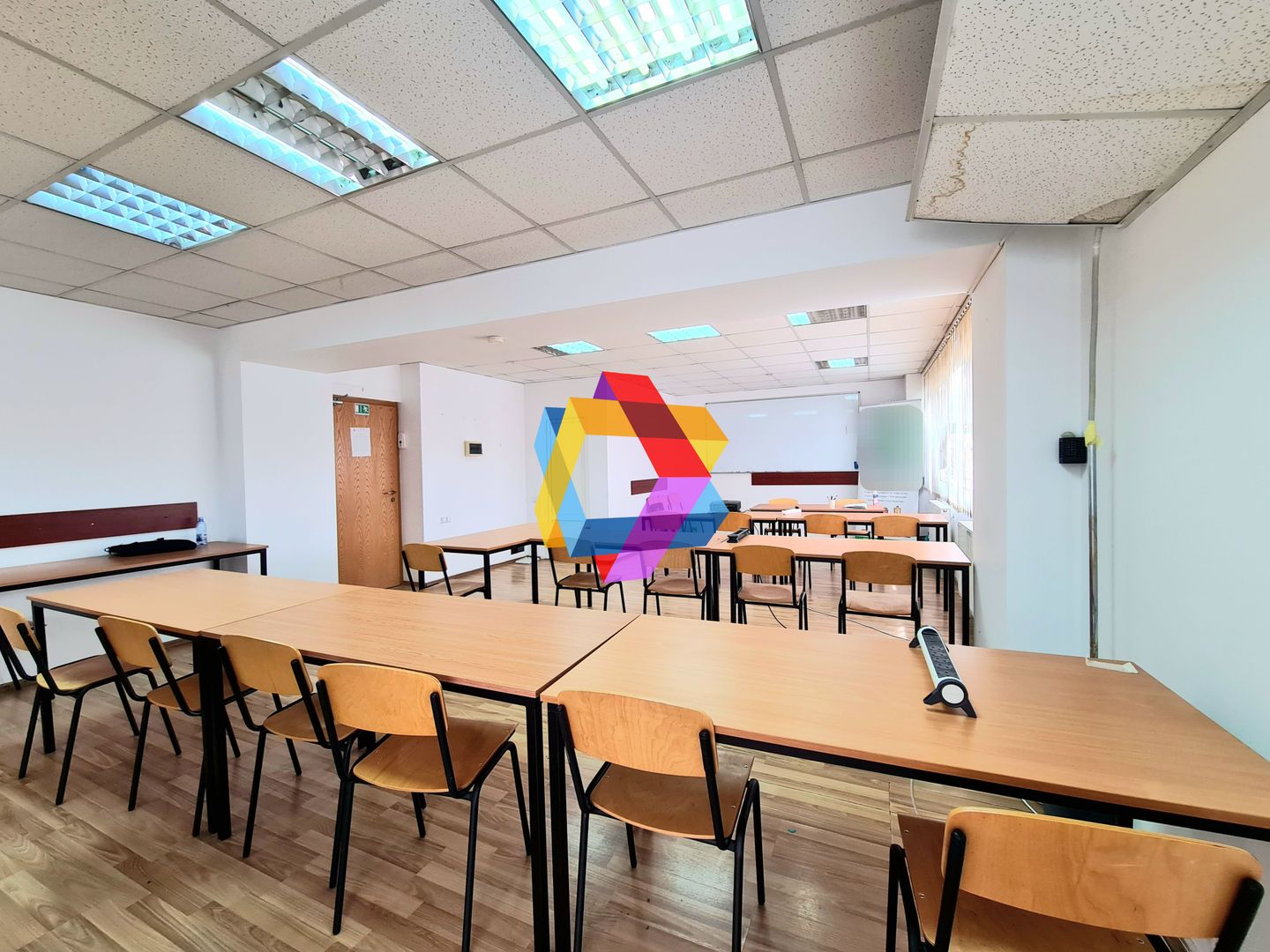 Spatiu birouri de închiriat Brasov - 70 mp  # plus-imo - Poză 1