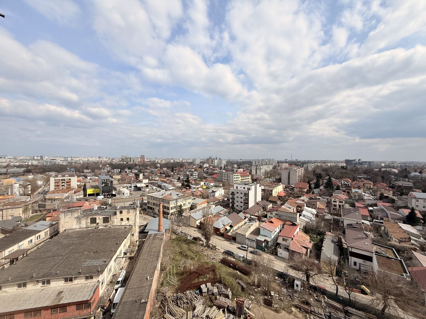 3 camere Parcul Carol 85 mp vedere panoramica - Poză 4