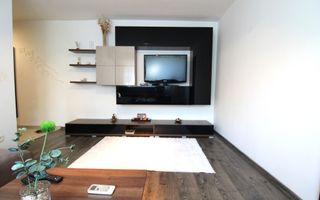 Apartament in zona Gheorghe Lazar - Poză 3