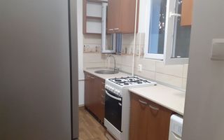 Închiriez apartament cu doua camere - Poză 8