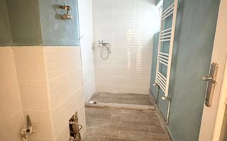 Garsoniera de vanzare - Zona de jos - Poză 6