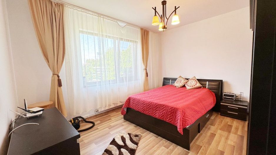 Inchiriere Casa pe parter 3 camere la 1,5 km de Lidl Trivale - Poză 7