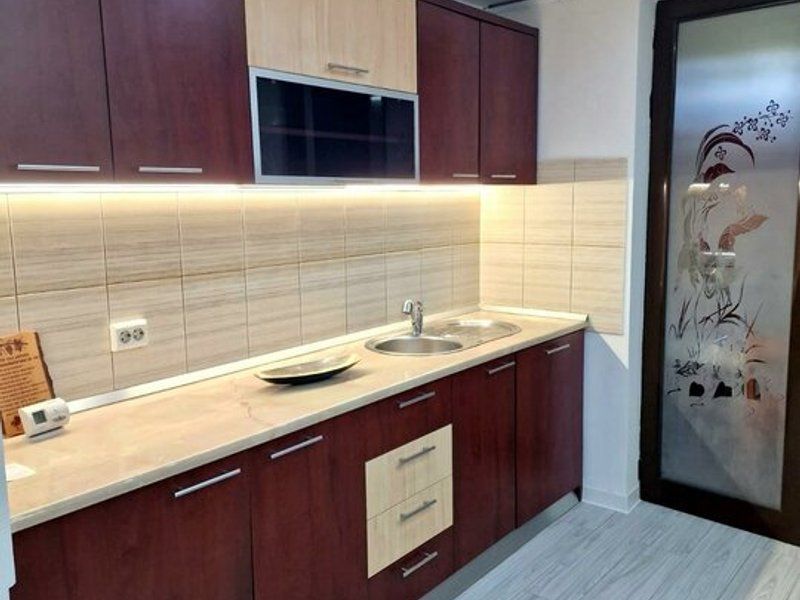 Apartament cu 3 camere, parter - zona Tiglina 2, CEC - Poză 2