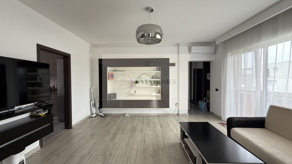 Apartament cu 3 camere / Parcare Exterioara inclusa / Zona BMW - Poză 1