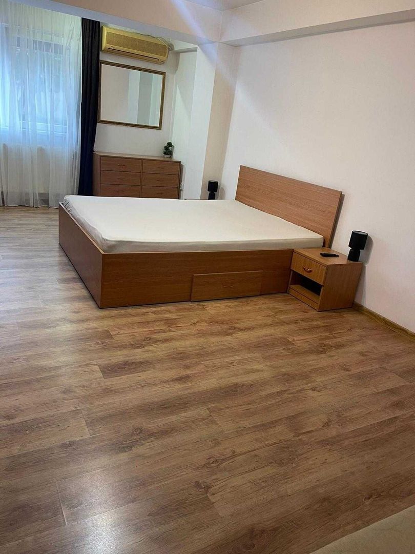 garsoniera decomandata pe Bd Brancoveanu S4 - Poză 3