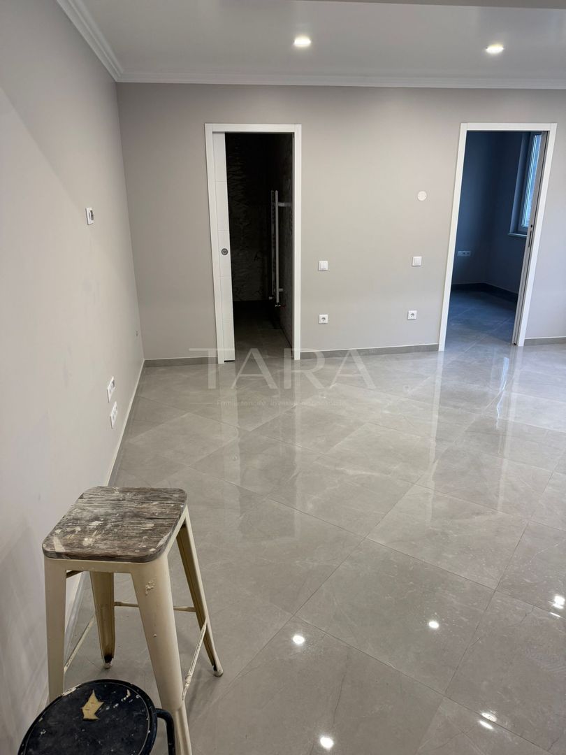 Apartament Modern, 2 Camere – Ultracentral,  Piața Unirii. - Poză 5