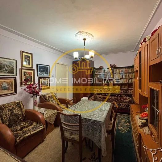 Apartament cu 2 camere / 47 mp/ zona Podu Ros - Poză 2