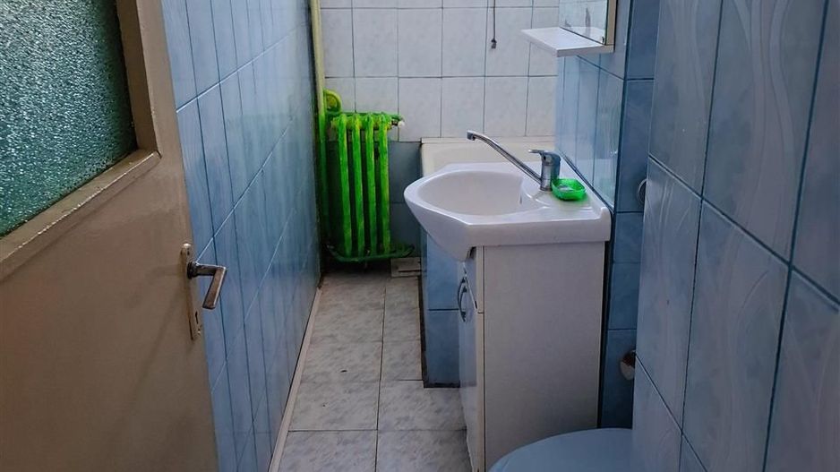APARTAMENT CU 2 CAMERE SEMIDECOMANDAT ZONA IOSIA - Poză 2