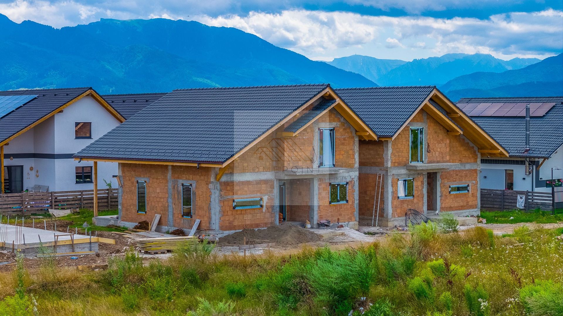 Kaus Residence – Cartier privat de case Izvor Tărlungeni - Poză 21