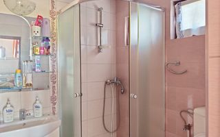 Casa individuala cu teren de 5000 mp, Deusu - Poză 4