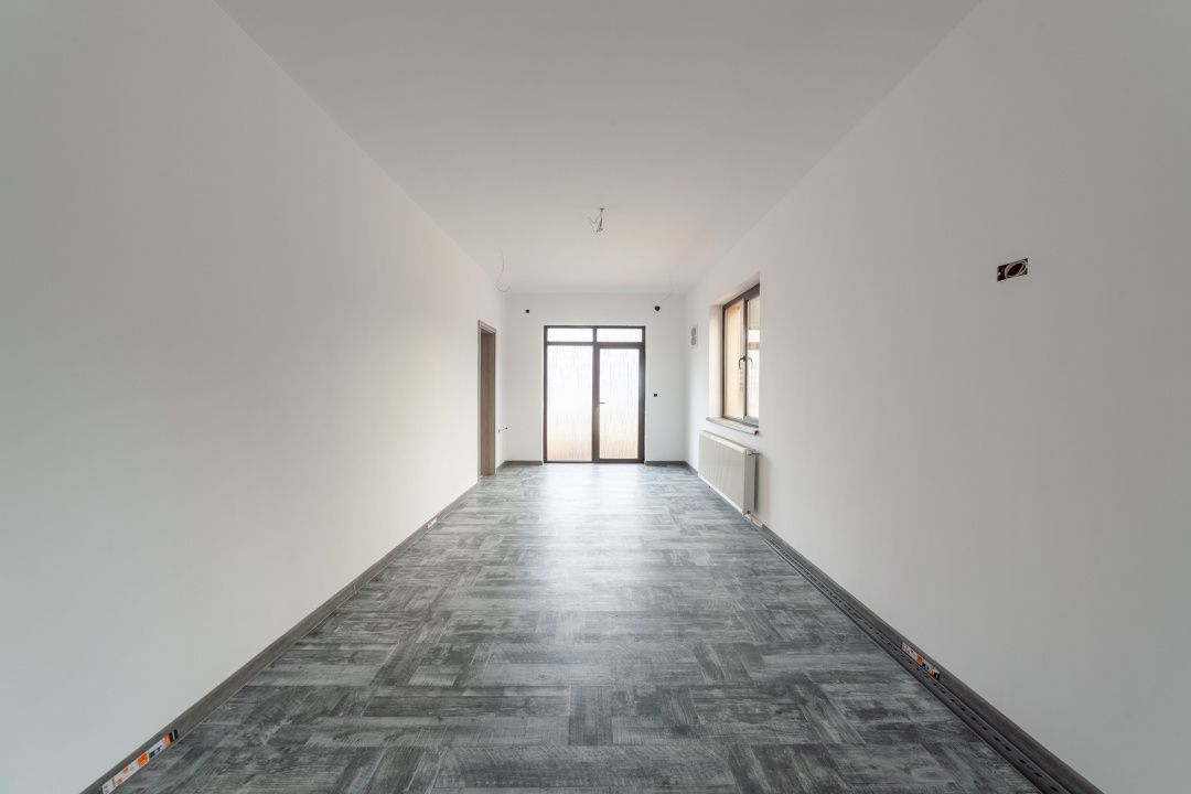 Casă spațioasă P+1+M – Izvorani, Ștefănești | Ideală pentru 2 familii! - Poză 2