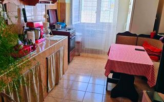 Apartament 3 camere de vânzare | Râmnicu Vâlcea, Ostroveni - Poză 2