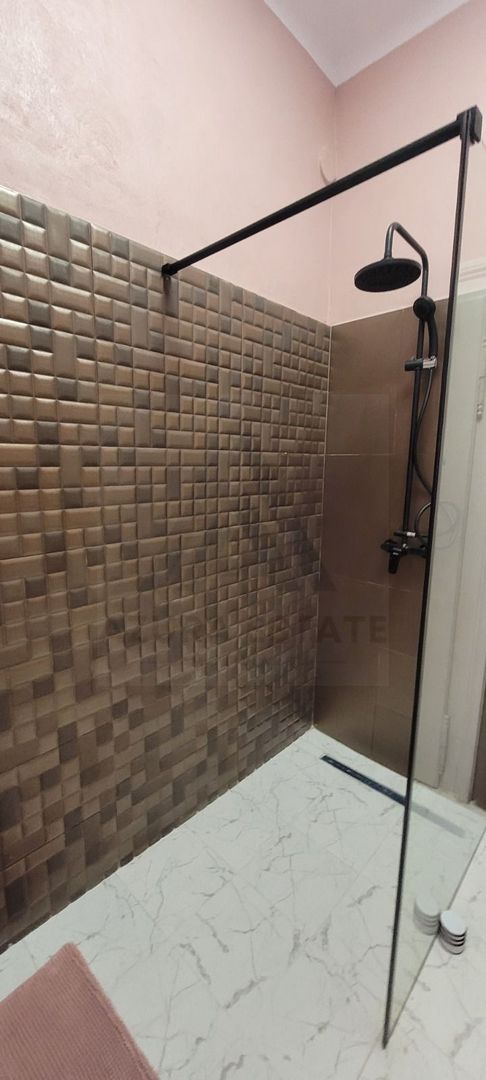 Apartament 2 camere 72 mp utili parter inalt parcare Centrul Istoric - Poză 13