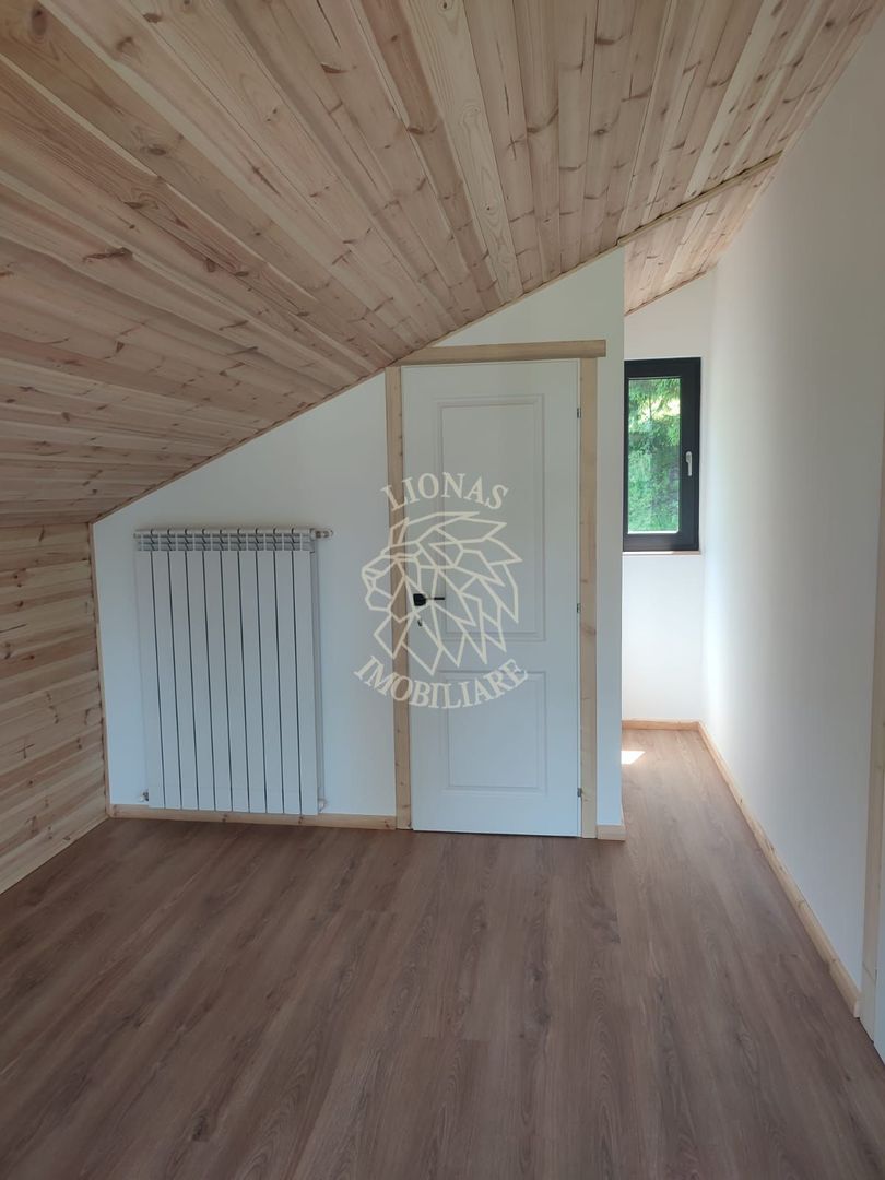 Cabana Noua 3 camere cu acces la Lac-teren 300 mp-terasa-Colibita - Poză 9