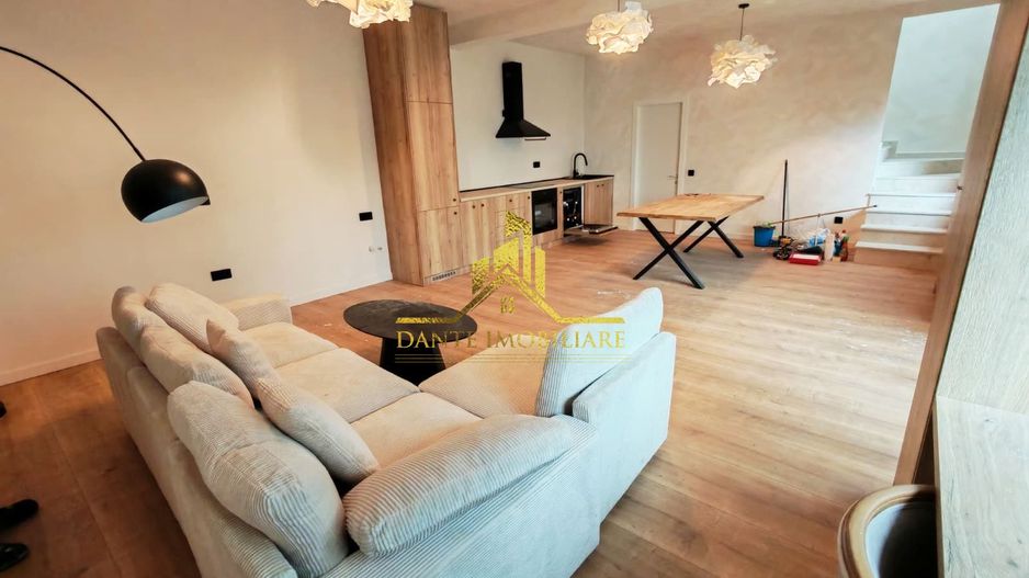 Casa, 3 camere, 2 bai, TOTUL NOU, ultrafinisata, parcare, Central - Poză 12