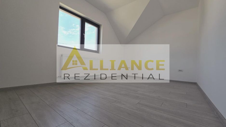 Vila individuala- 4 camere - CARTIERUL NOU- gata de mutare - Poză 8