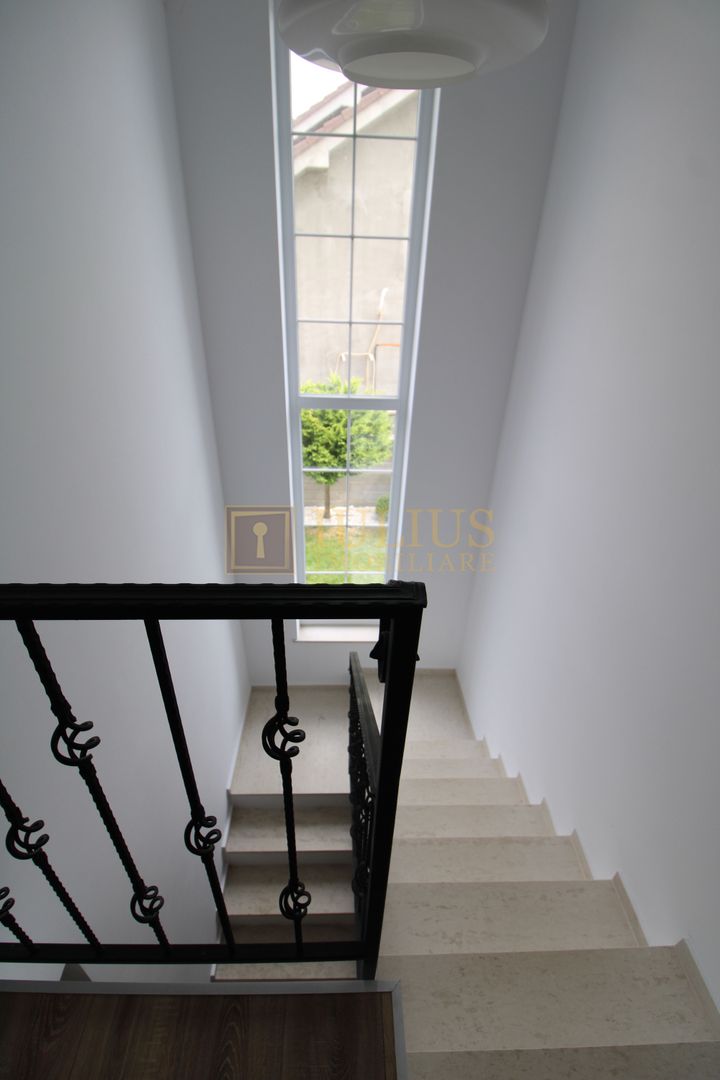 Zona Cora - Dumbravita, 5 camere + 2 bai. - Poză 16