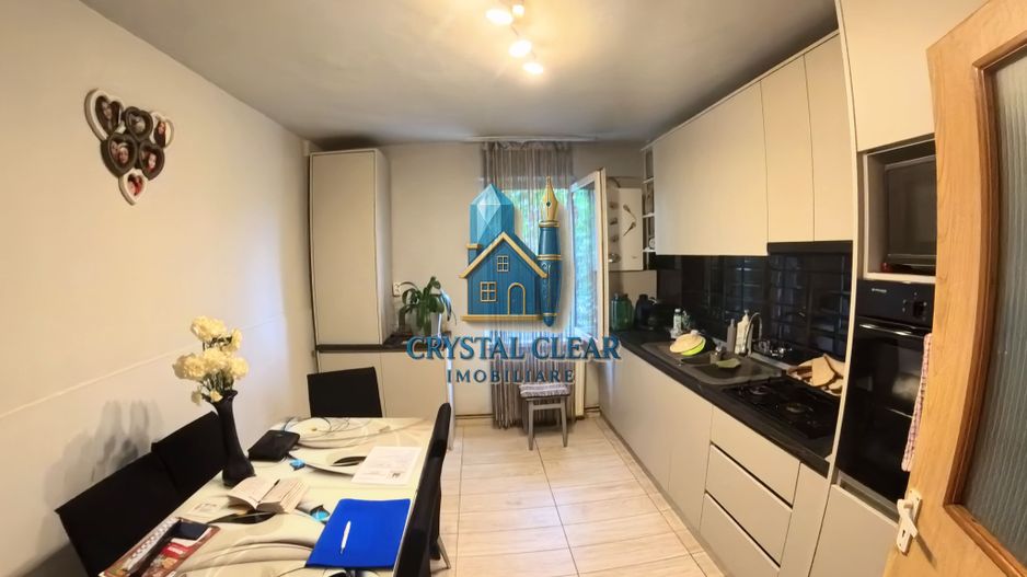 Apartament 3 camere - cartierul Tudor Vladimirescu, Calea Sighișoarei - Poză 2