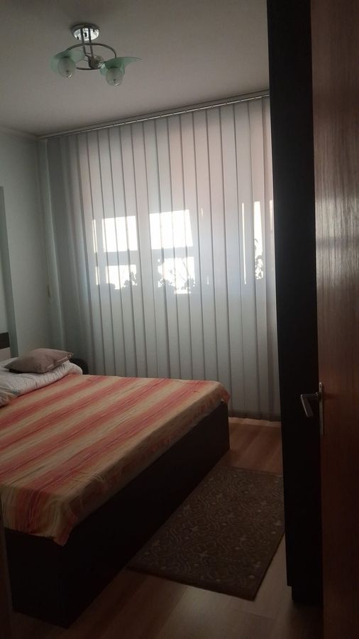 Vanzare apartament 3 camere  63 mp, balcon 9,8 mp, etaj 4/10 – Râul Doamnei - Poză 4