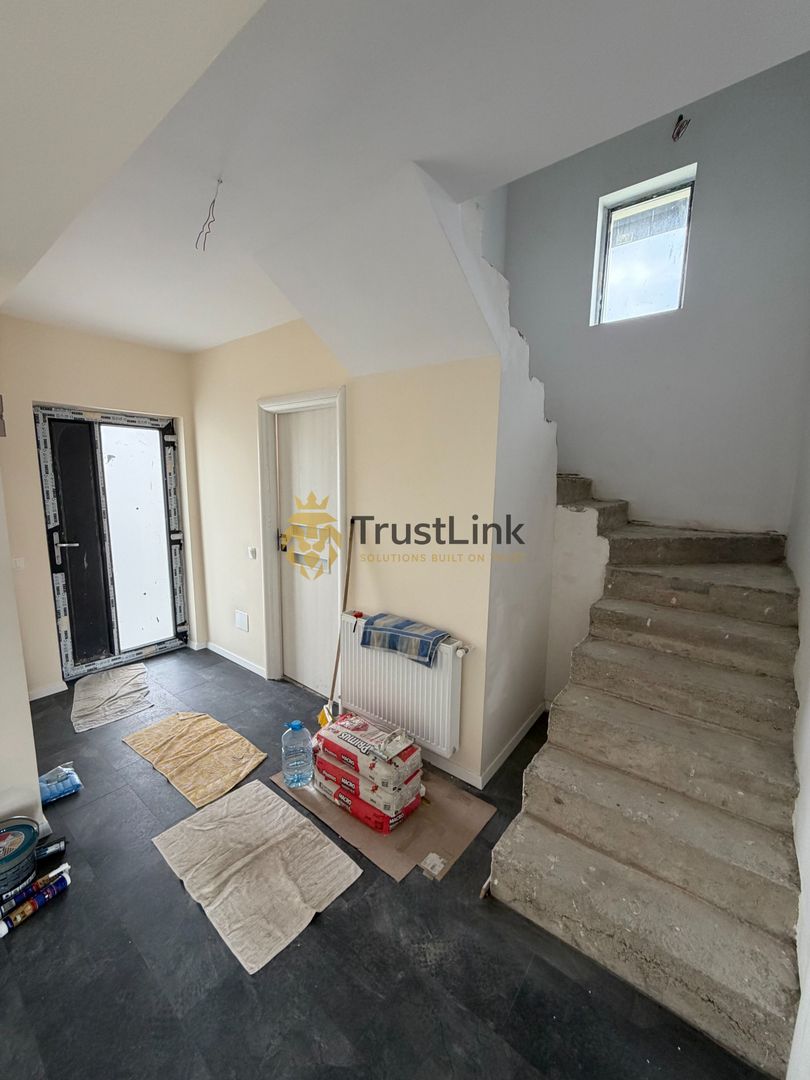 Casa individuala 4 camere Finalizata 380mp curte comuna Berceni - Poză 7