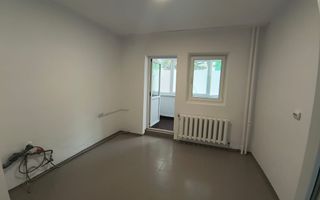 Apartament 3 camere, Obcini, parter, ideal birouri/cabinete - Poză 13