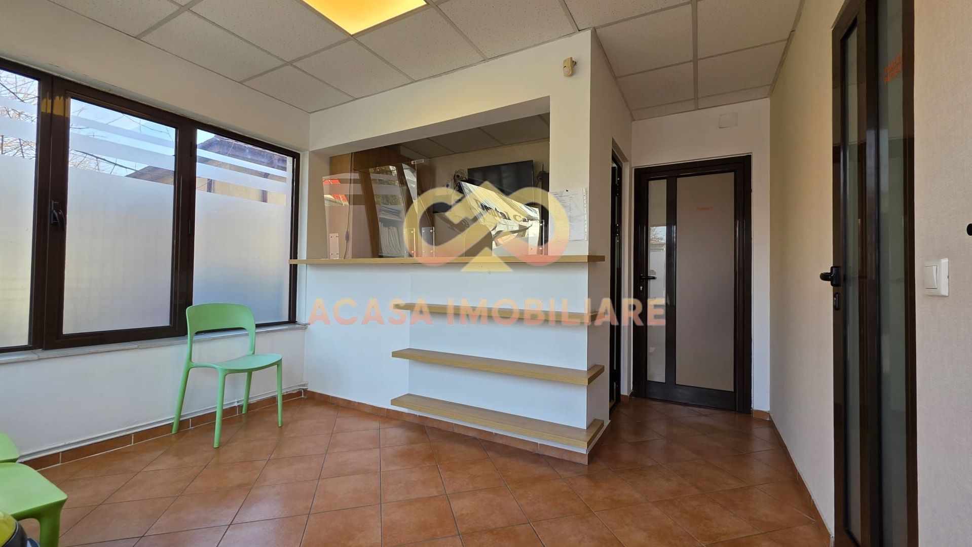 CLADIRE DE BIROURI -CLINICA DENTARA  PALAS - Poză 3