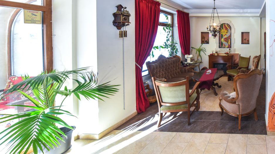 Hotel glamour si restaurant, in inima statiunii Predeal - Poză 3