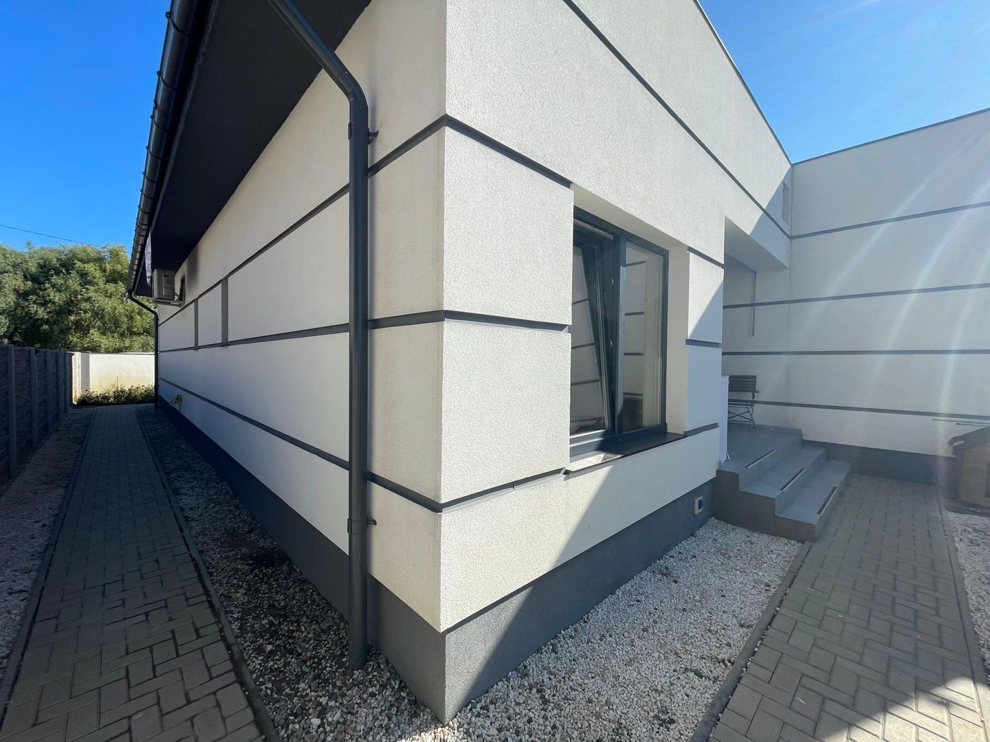 Duplex cu 3 camere, amplasament excelent |Moșnița Nouă| - Poză 2