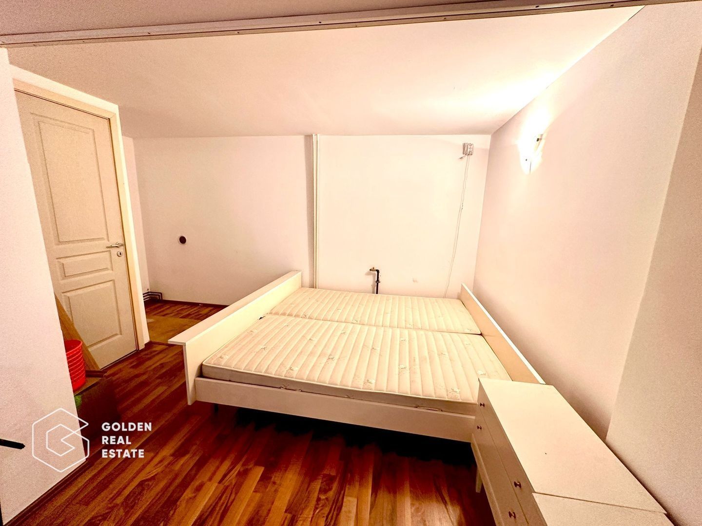 Spatiu comercial central, etaj1, 75mp, centrala termica - Poză 5