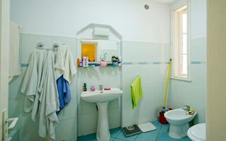 apartament 4 camere in spate la Cocor - Poză 10