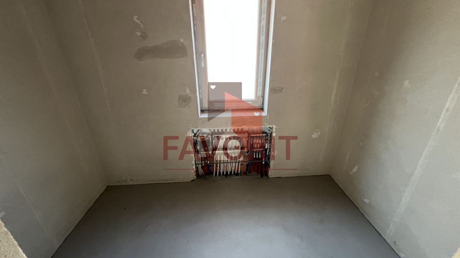 Duplex 5 camere despartit prin garaj | Giroc - Poză 14