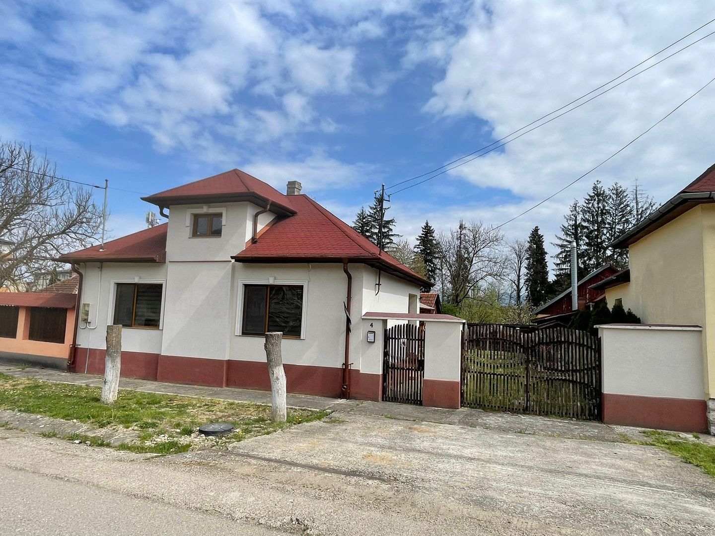 Casă de vânzare în Vașcău–natură, liniște și confort modern- 72000 Eur - Poză 2